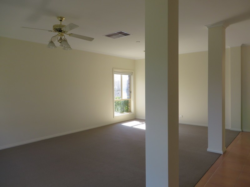 17 Wynnette Court, Epping VIC 3076