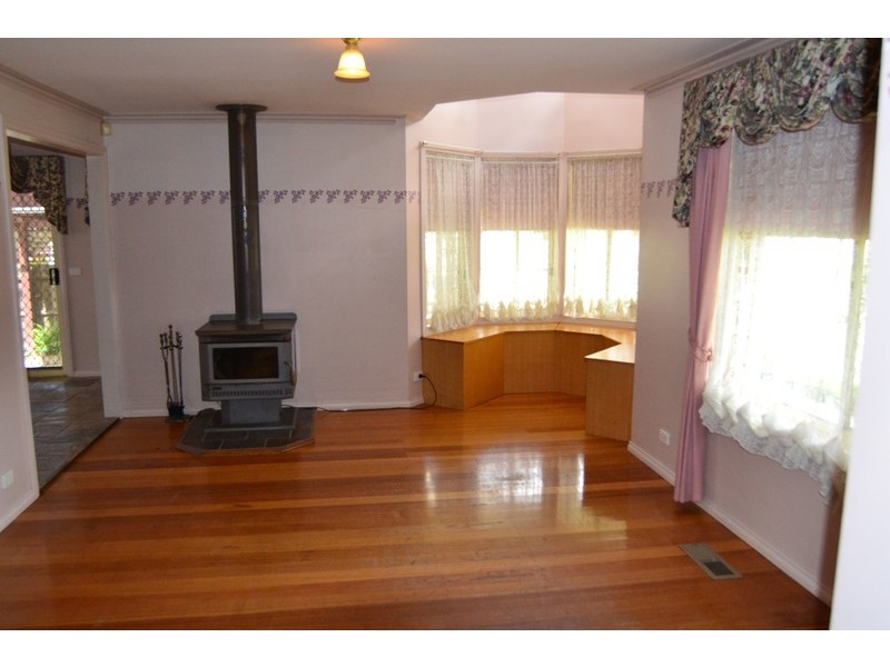 3 Hillrise Court, Mill Park VIC 3082