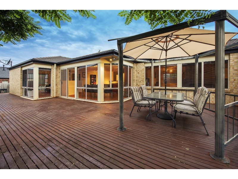 34 Lamour Avenue, South Morang VIC 3752