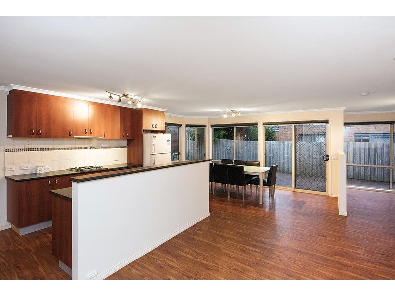 34 Lamour Avenue, South Morang VIC 3752