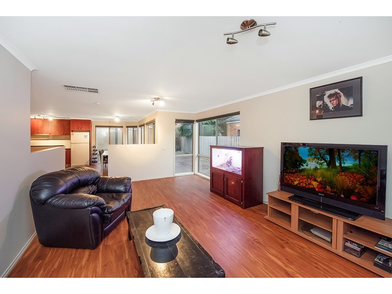 34 Lamour Avenue, South Morang VIC 3752