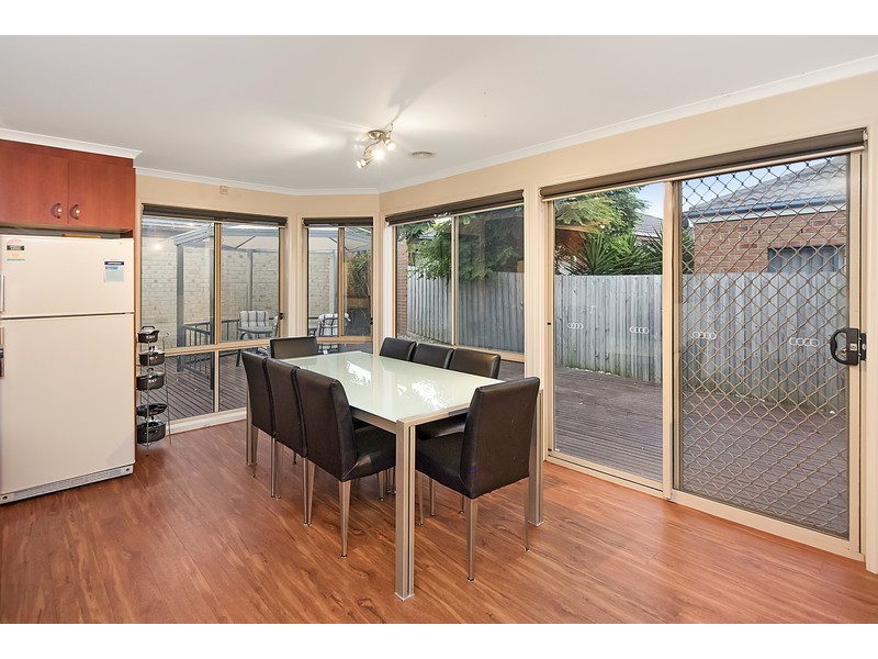 34 Lamour Avenue, South Morang VIC 3752