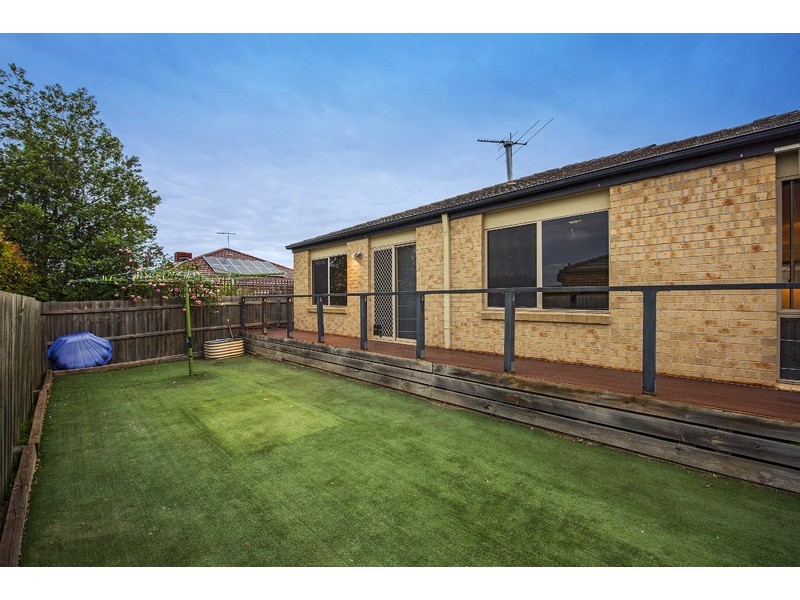 34 Lamour Avenue, South Morang VIC 3752