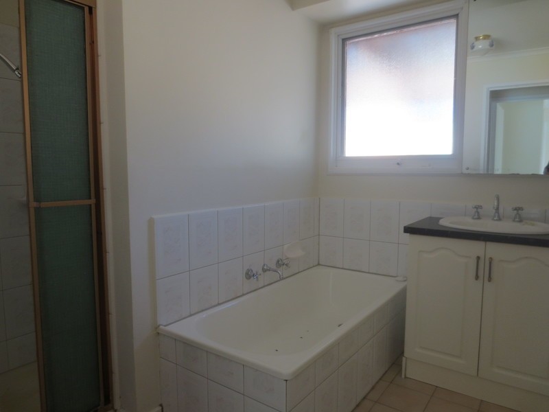 43 Strickland Avenue, Mill Park VIC 3082