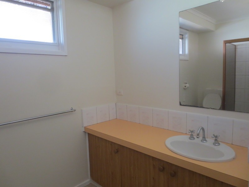 43 Strickland Avenue, Mill Park VIC 3082