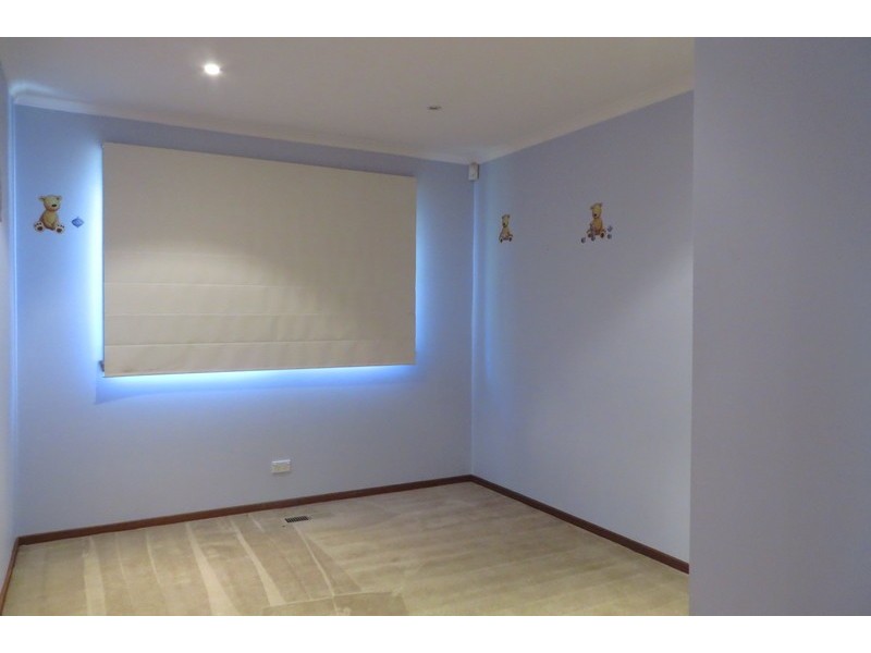 21 Higgs Avenue, Mill Park VIC 3082