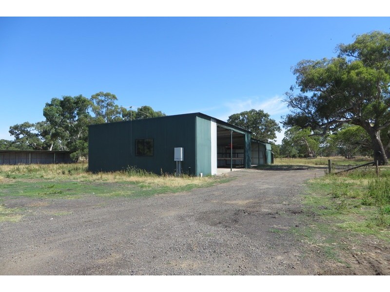 1505 Donnybrook Road, Woodstock VIC 3751