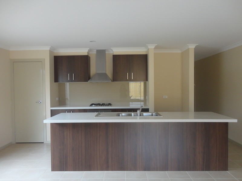 15 Watercolour Drive, Mernda VIC 3754