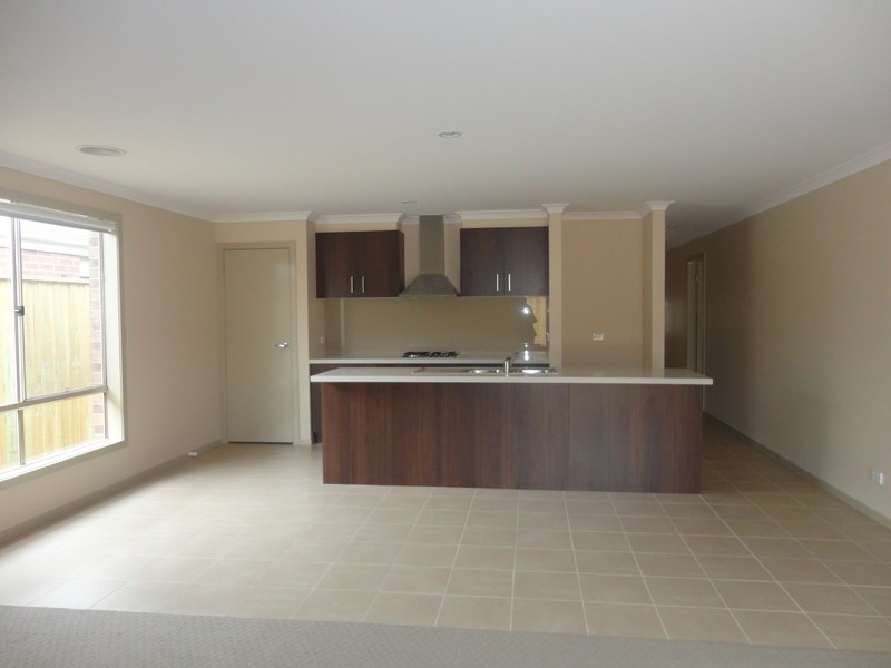 15 Watercolour Drive, Mernda VIC 3754