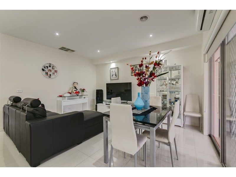 12 Snapdragon Street, South Morang VIC 3752