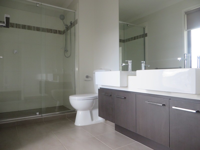 10 Weerona Parkway, Wollert VIC 3750