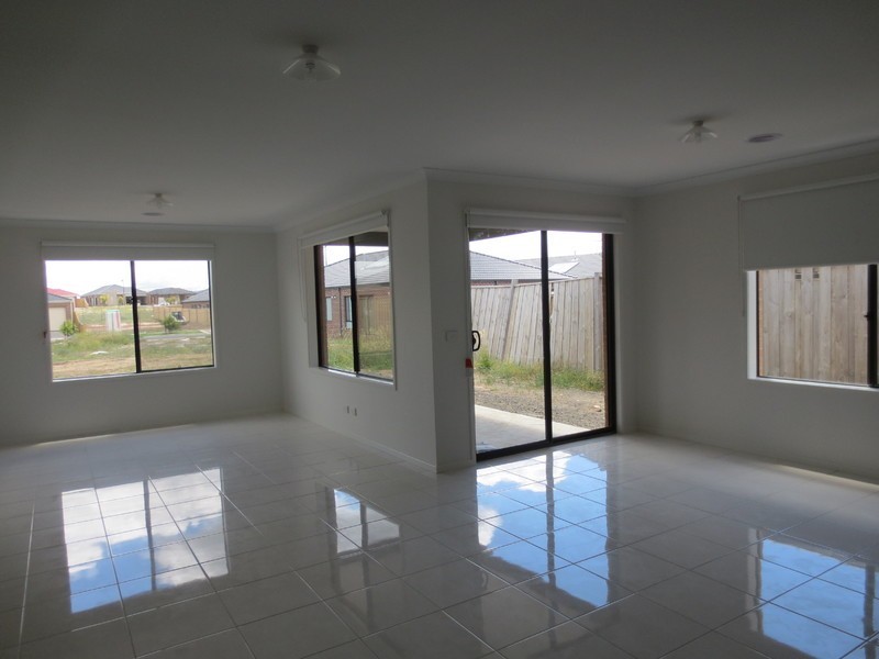 32 Maremma Drive, Mernda VIC 3754