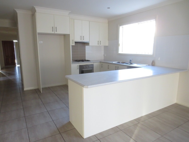 14 Jenolan Way, South Morang VIC 3752