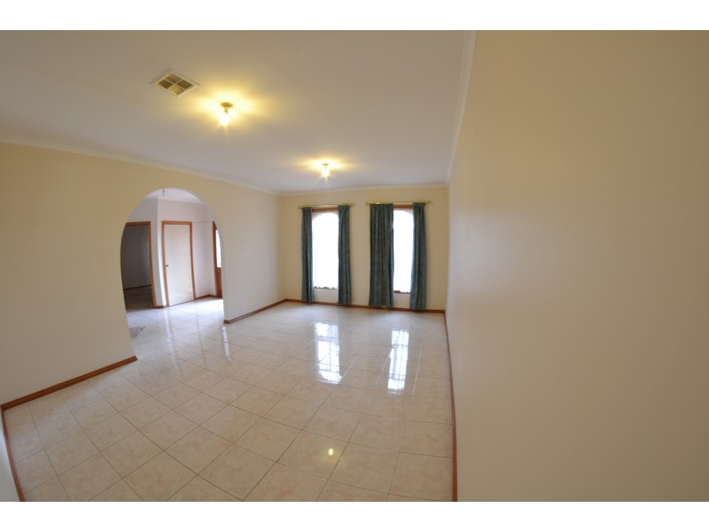 3 Spotted Gum Crescent, Bundoora VIC 3083