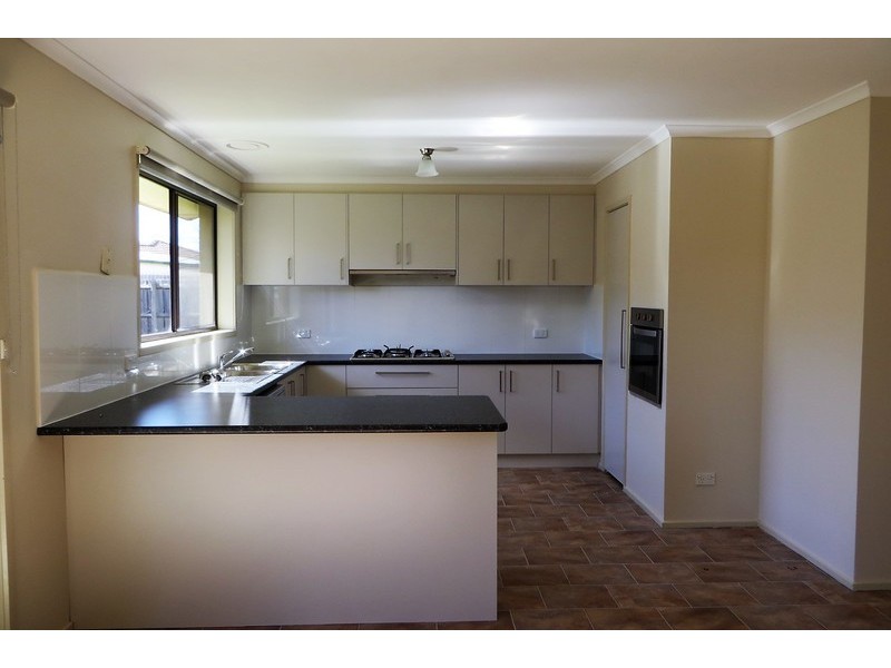 13 Redwood Court, Mill Park VIC 3082