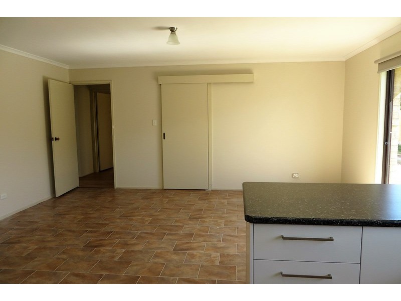 13 Redwood Court, Mill Park VIC 3082