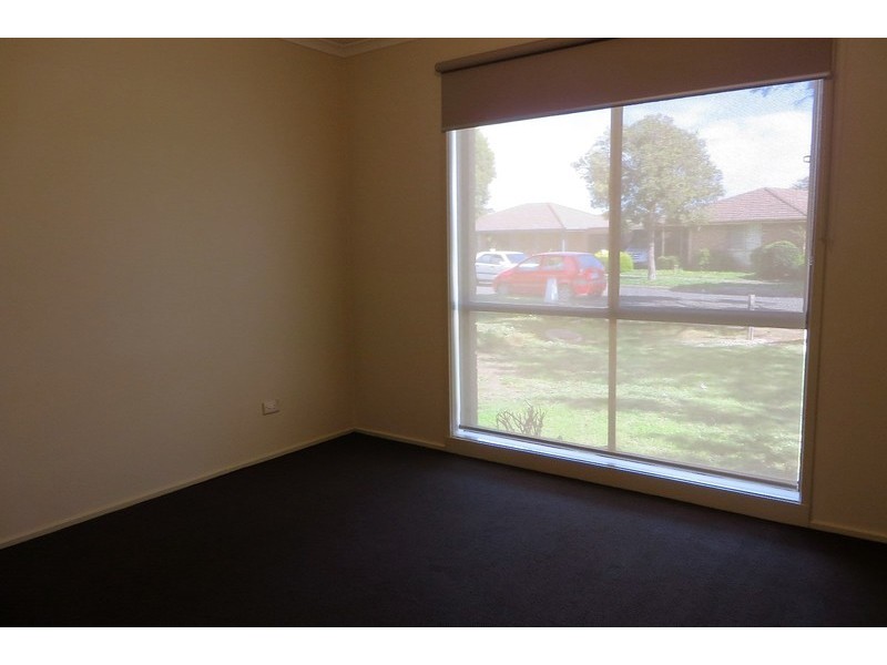 13 Redwood Court, Mill Park VIC 3082