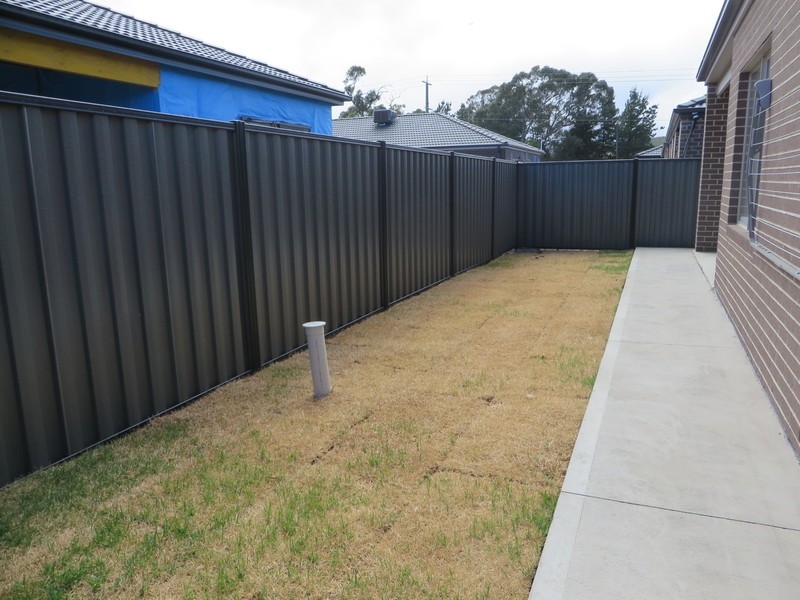 17 Vicarage Drive, Wollert VIC 3750
