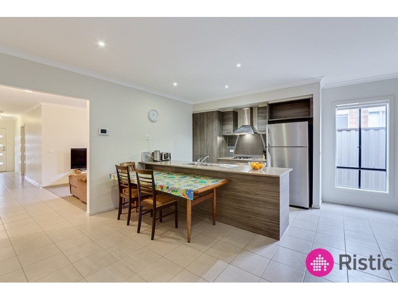 29 Barmah Drive, South Morang VIC 3752