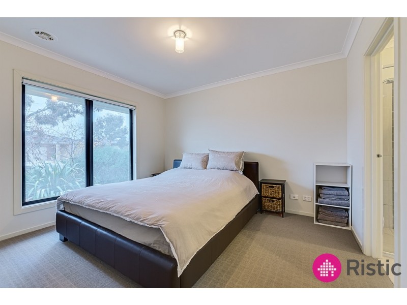 29 Barmah Drive, South Morang VIC 3752