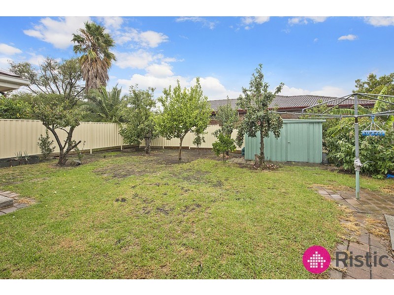 139 Roycroft Avenue, Mill Park VIC 3082