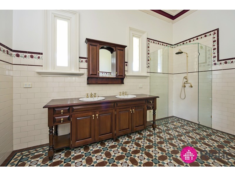 30 Hoban Court, Doreen VIC 3754