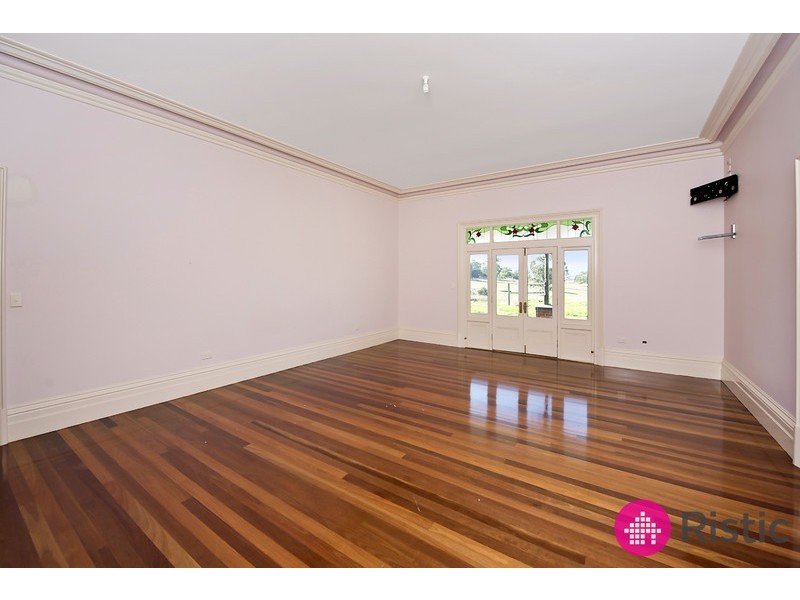 30 Hoban Court, Doreen VIC 3754