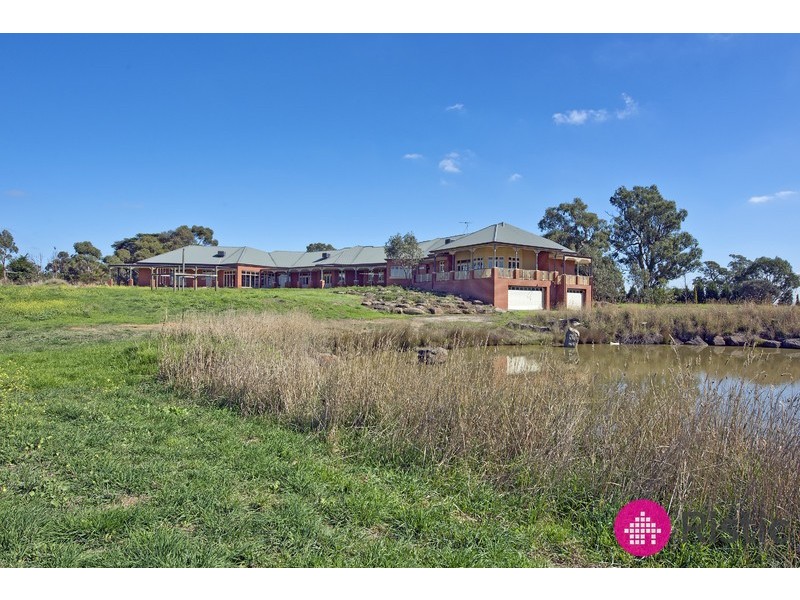30 Hoban Court, Doreen VIC 3754