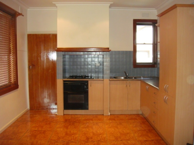 19 Coleman Crescent, Reservoir VIC 3073