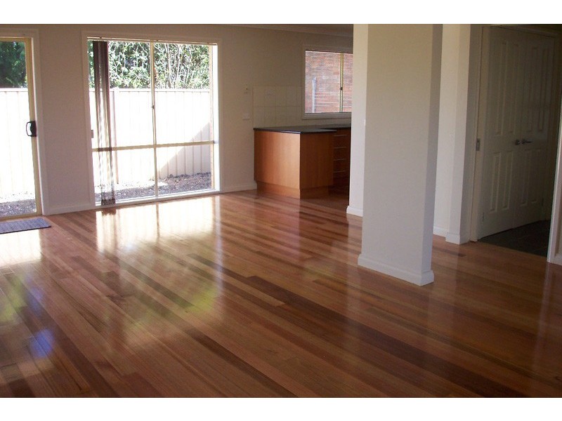 2/24 Church Street, Epping VIC 3076