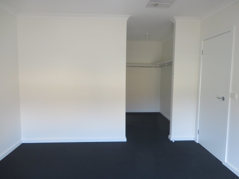 34 Bedstraw Street, Mernda VIC 3754