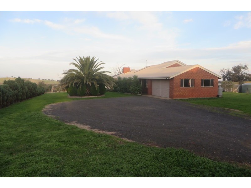 1490 Merriang Road, Woodstock VIC 3751