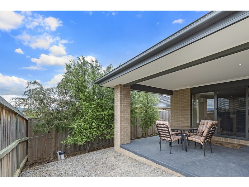 16 Faithful Way, Doreen VIC 3754