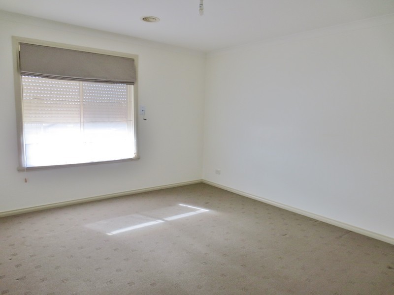 2/6 Treetop Court, Thomastown VIC 3074