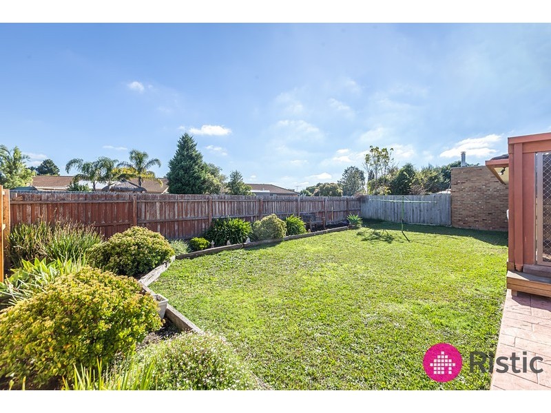 3 Brentfield Court, Mill Park VIC 3082