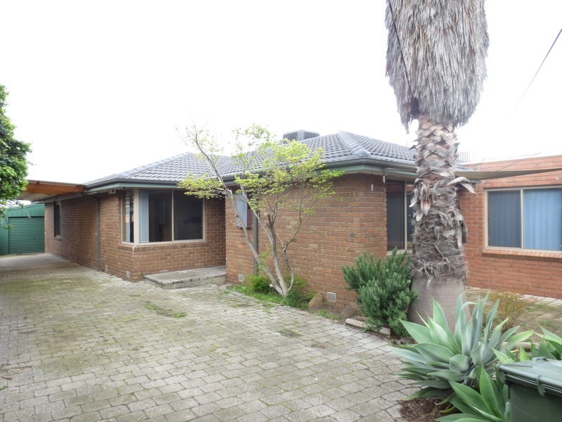 84 Dalton Road, Thomastown VIC 3074