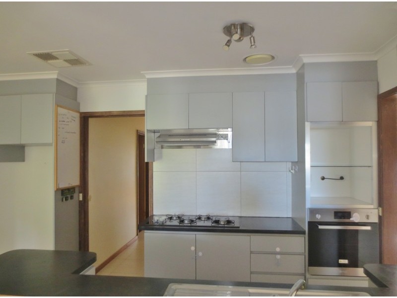 84 Dalton Road, Thomastown VIC 3074