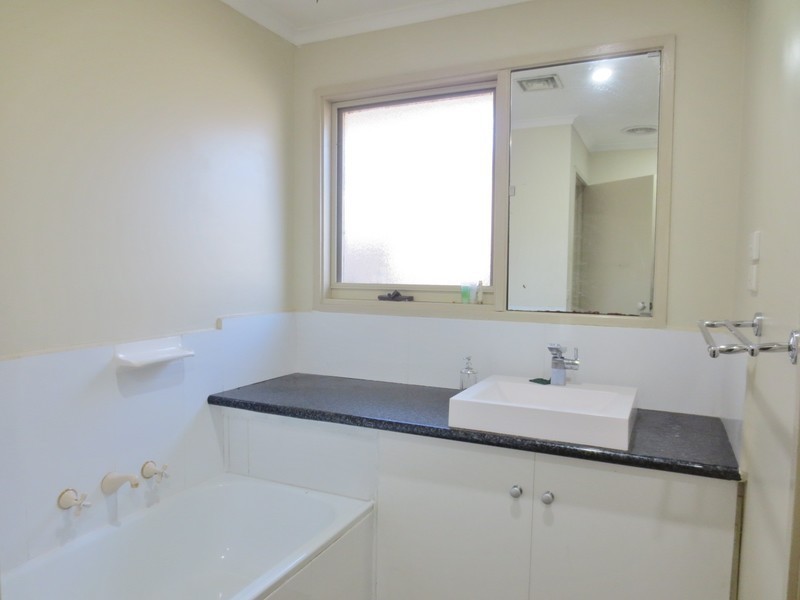 16 Merrill Drive, Epping VIC 3076