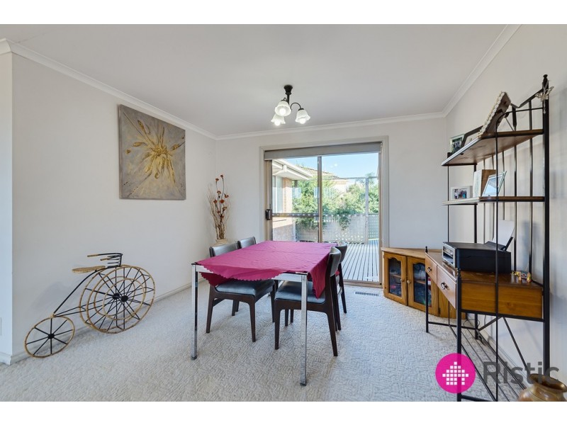 131 Blossom Park Drive, Mill Park VIC 3082