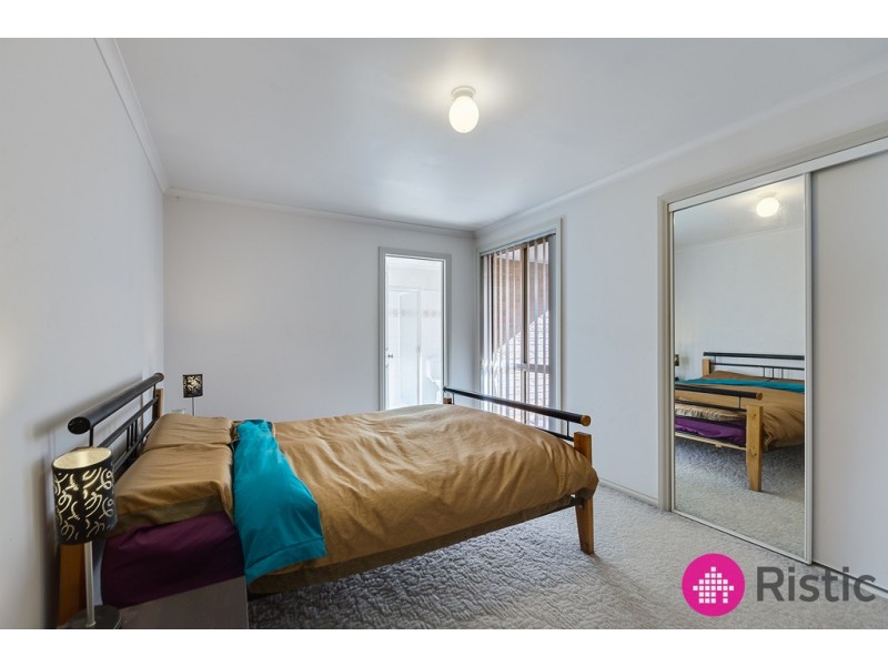 131 Blossom Park Drive, Mill Park VIC 3082