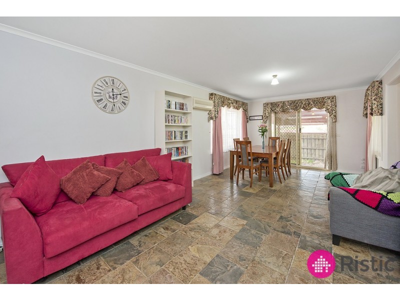 3 Hillrise Court, Mill Park VIC 3082