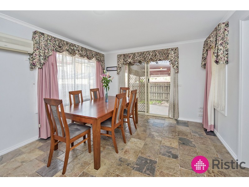 3 Hillrise Court, Mill Park VIC 3082