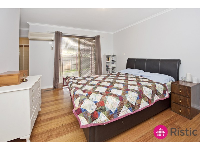 3 Hillrise Court, Mill Park VIC 3082