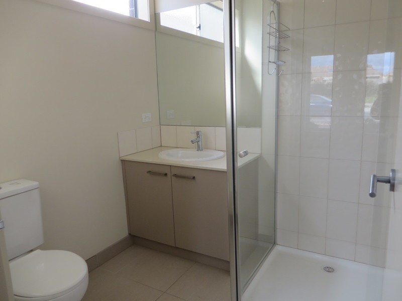 104 Gordons Road, South Morang VIC 3752