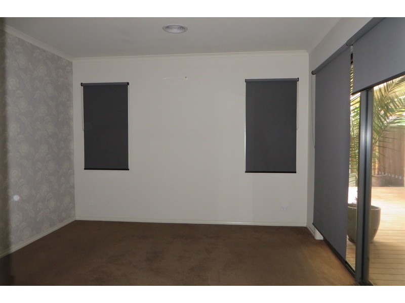 16 Carriageway Pass, Mernda VIC 3754