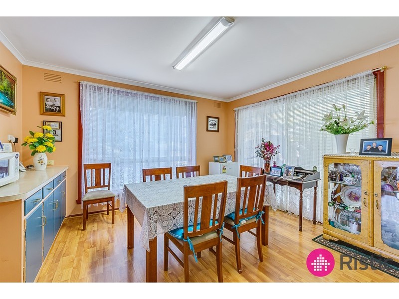 27 Hammond Drive, Epping VIC 3076