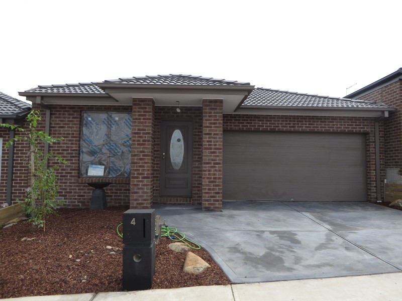 4 Bergamot Way, South Morang VIC 3752