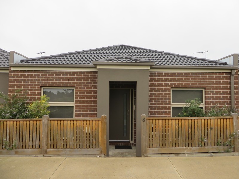 6 Pittard Walk, Epping VIC 3076