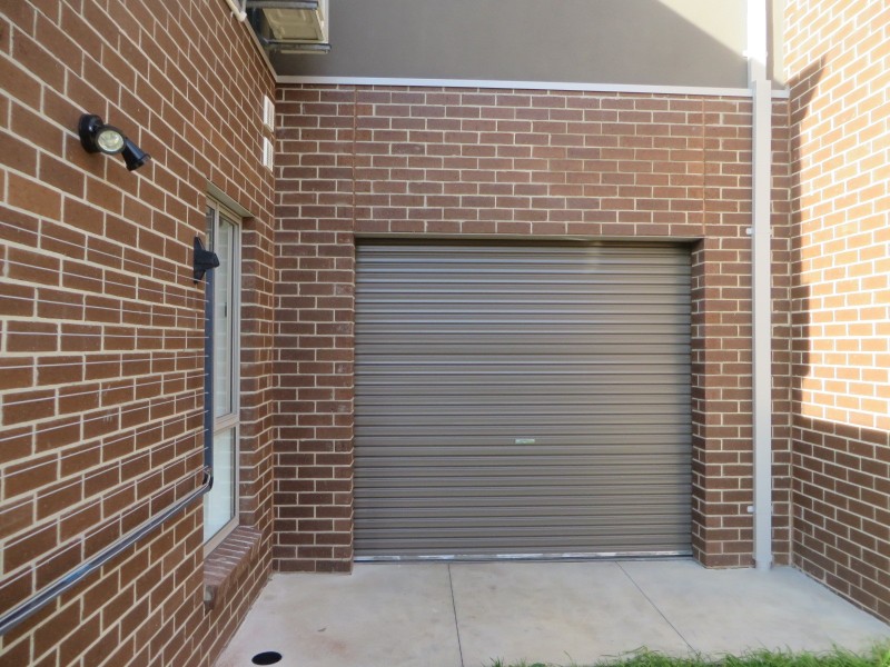 130 Moffat Drive, Lalor VIC 3075