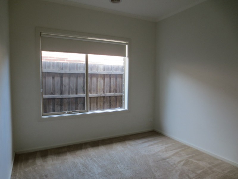 1/37 Campaspe Drive, Whittlesea VIC 3757